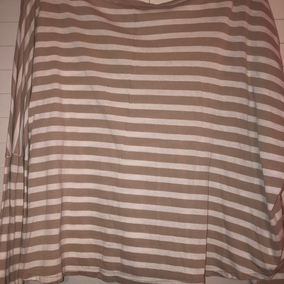 Crop top - Picture 3 of 3